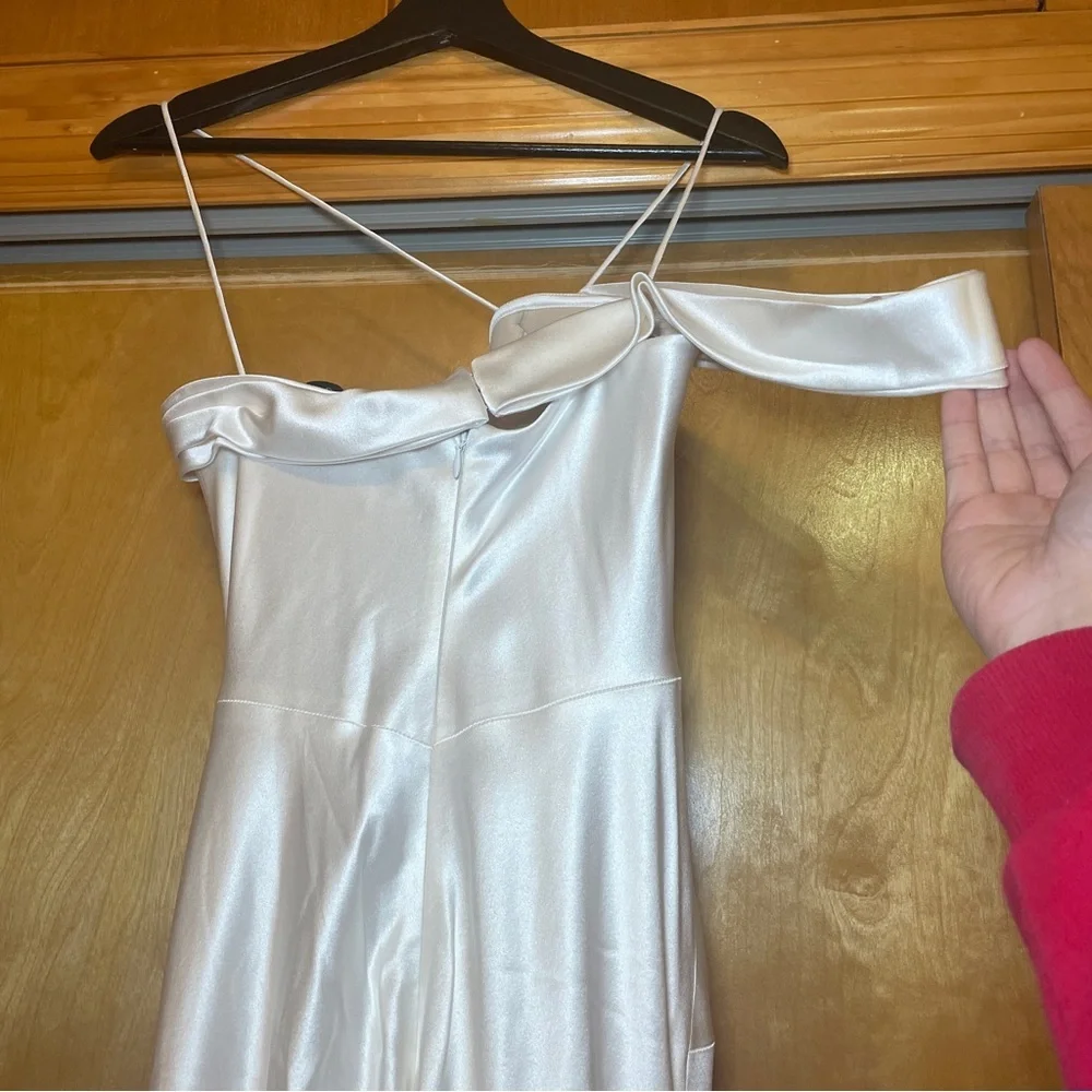 NEW! Galia Lahav- Elise Ivory Satin Asymmetric Strap Reception Size US 0 Bridal - Picture 9 of 14